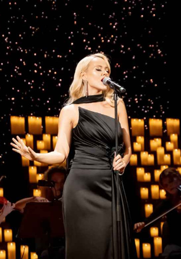 Концерт Lumisfera «Золотой век Голливуда. Изысканные саундтреки. Lumisfera и 3000 свечей» в Москве: билеты