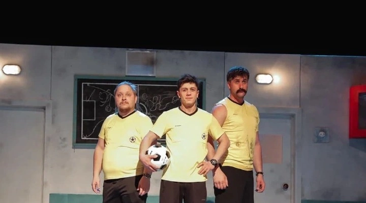 Шпинат с жареной картошкой