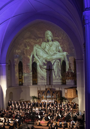 Концерт гранд орган-гала. Моцарт «Реквием» Концерт гранд орган-гала. Моцарт «Реквием» в Москве: билеты