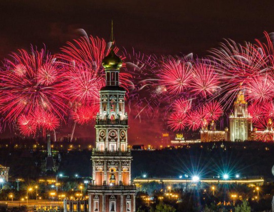Жаркий Новый Год 2022