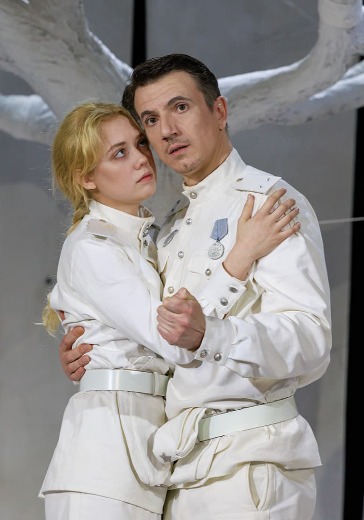 Спектакль «Белая палатка» в Москве: билеты