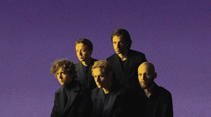 Сироткин «Неистовым туром»