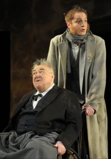 Спектакль «Ревизор. Версия» в Москве: билеты