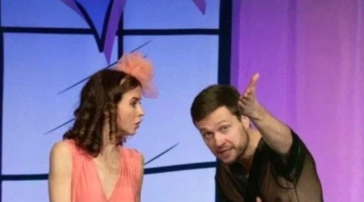 Слишком женатый таксист Слишком женатый таксист