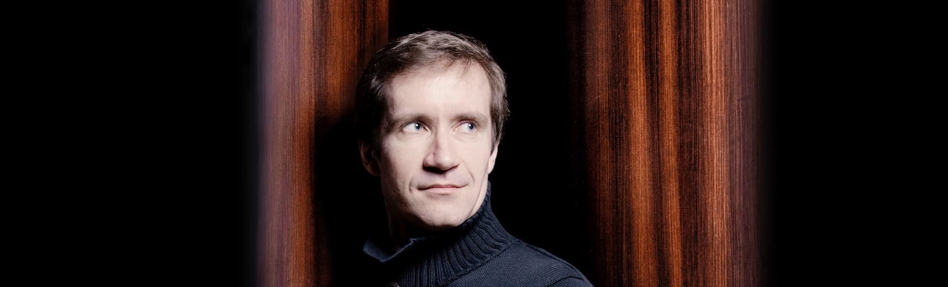 Леонид Серебренников представляет... Леонид Серебренников представляет...